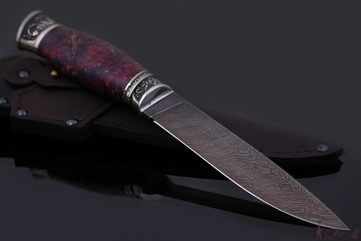 Охотничий нож "Засапожный" Дамасская сталь. Рукоять мельхиор, кап Клена(фиолетовая).